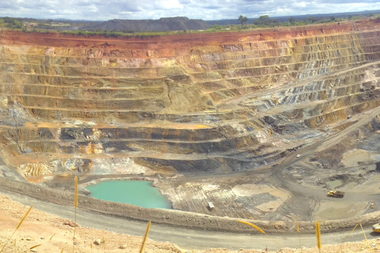 DRC copper Mine April 2017https://www.flickr.com/photos/fairphone/35456682034/in/photostream/