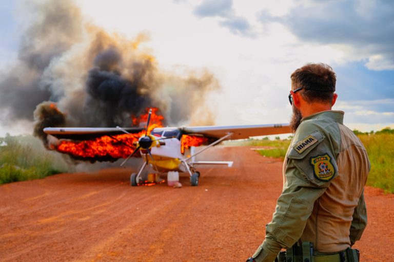 Since the beginning of the operation, government environmental agents have been destroying the logistical support of illegal mining, such as an airplane, a helicopter and a tractor, and have seized weapons and boats. Image courtesy of IBAMA by Ricardo Campos.