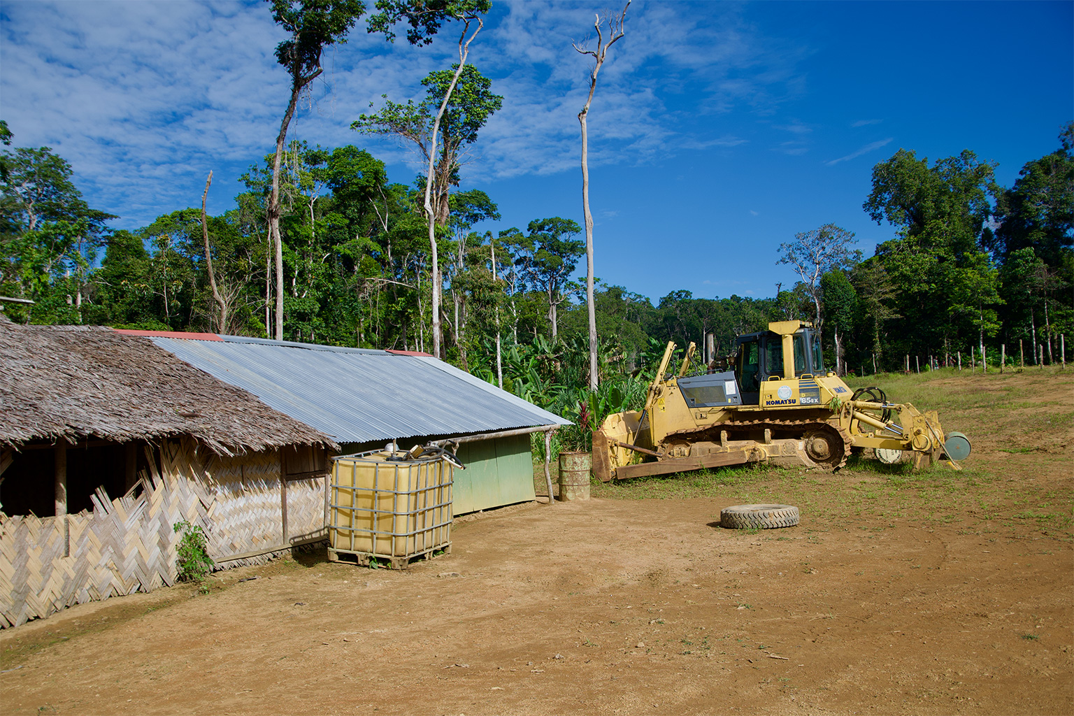 The Hicz construction company base in Muku.