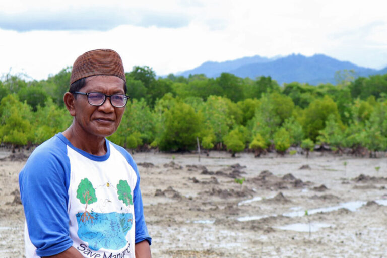 Bajo seafarer named Umar Pasandre has been quietly building a career as an influential environmental defender.